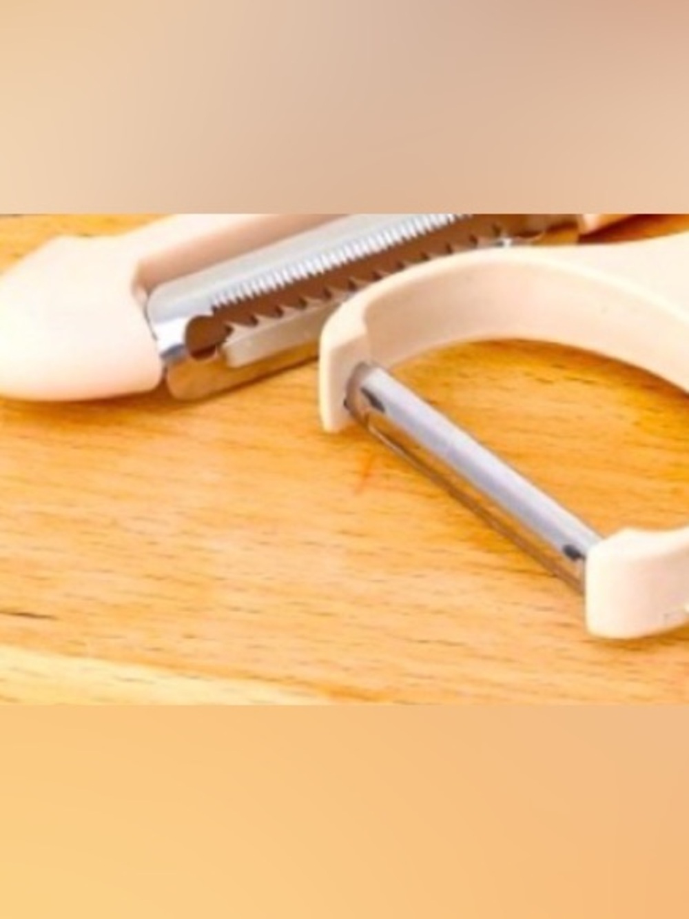 🌸 2 Pieces Multi-function Peelers for Fruits and Vegetables